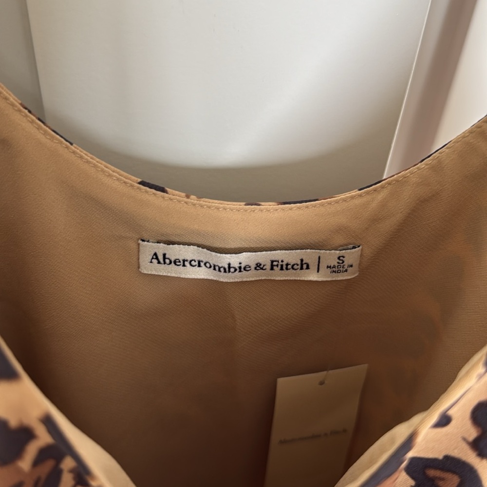 Abercrombie leopard tank - Picture 2 of 11